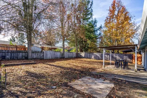 926 Robbie Way, Windsor, CA 95492 photo 2