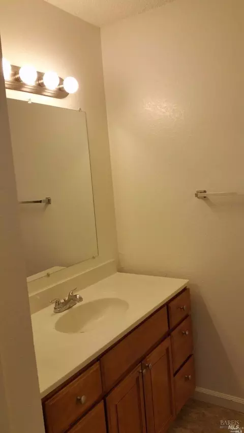 118 Delta Cir, Vallejo, CA 94589 photo 6