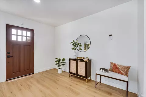 Entry Way - 2221 Adrian St, Napa, CA 94558 photo 4 of 5