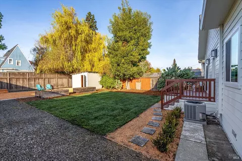 Exterior - 2221 Adrian St, Napa, CA 94558 photo 2 of 14