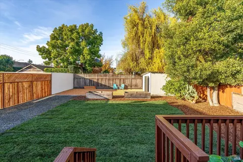 Exterior - 2221 Adrian St, Napa, CA 94558 photo 5 of 14