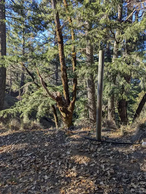 3751 Running Springs Rd, Ukiah, CA 95482