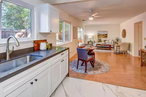131 Daffodil Cir, Vallejo, CA 94591 photo 11