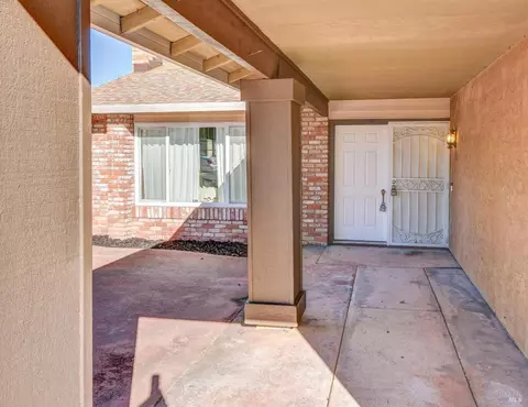 131 Daffodil Cir, Vallejo, CA 94591 photo 3