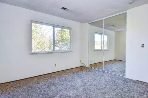 131 Daffodil Cir, Vallejo, CA 94591 photo 28