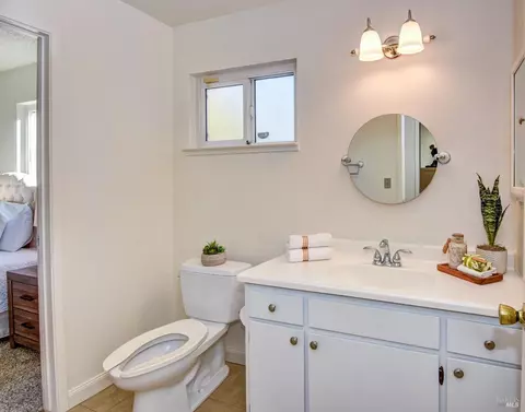 131 Daffodil Cir, Vallejo, CA 94591 photo 18