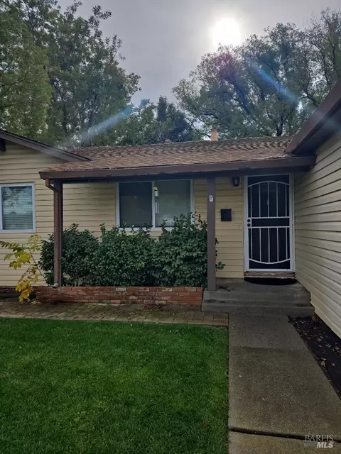 1596 Amapola St, Vacaville, CA 95687