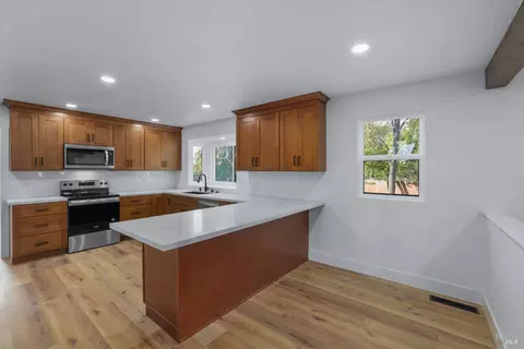 860 Tabor Ave, Fairfield, CA 94533 photo 5