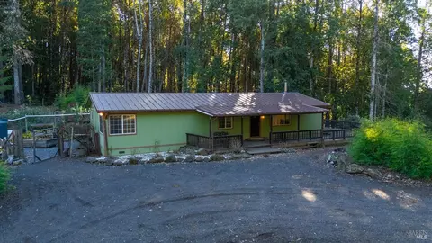 29001 Blue Lake Rd, Willits, CA 95490