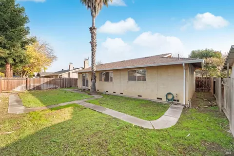 124 Clark Way, Vacaville, CA 95687 photo 32