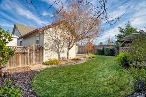 7819 Dove Ln, Windsor, CA 95492 photo 7