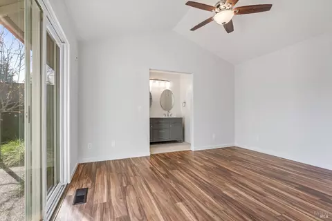 7819 Dove Ln, Windsor, CA 95492 photo 12