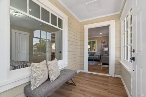 24 Chase St, Vallejo, CA 94590 photo 5