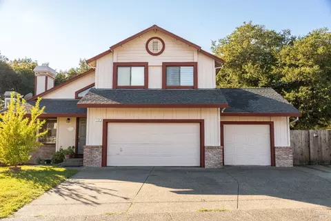 117 Los Robles Ave, Windsor, CA 95492 photo 3