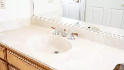 117 Los Robles Ave, Windsor, CA 95492 photo 32