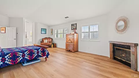 246 Windsor Dr, Petaluma, CA 94952 photo 18