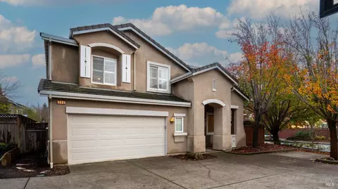 246 Windsor Dr, Petaluma, CA 94952 photo 3