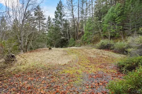 35580 N Highway 101, Willits, CA 95490 photo 9