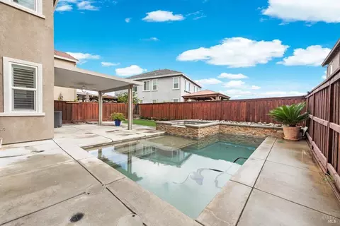 7007 Sitka Ct, Vacaville, CA 95687 photo 2