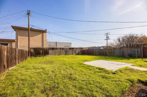 1318 Wilson St, Fairfield, CA 94533 photo 24