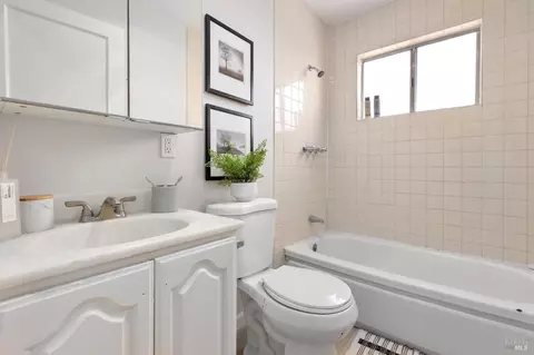 1318 Wilson St, Fairfield, CA 94533 photo 17