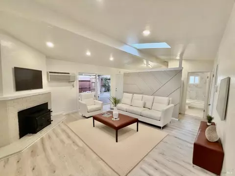 1618 Clay St, Fairfield, CA 94533