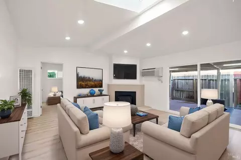 1618 Clay St, Fairfield, CA 94533 photo 4