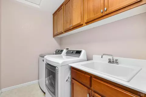 3915 Glacier Ct, Vallejo, CA 94591 photo 37