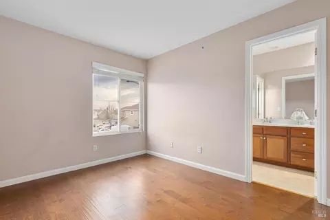 3915 Glacier Ct, Vallejo, CA 94591 photo 40