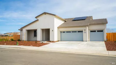 1235 Amhurst Ave, Dixon, CA 95620