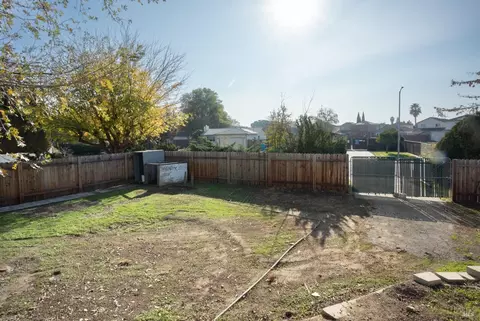 615 N 2nd St, Dixon, CA 95620 photo 44