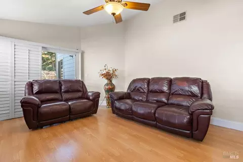 311 Seahorse Dr, Vallejo, CA 94591 photo 13