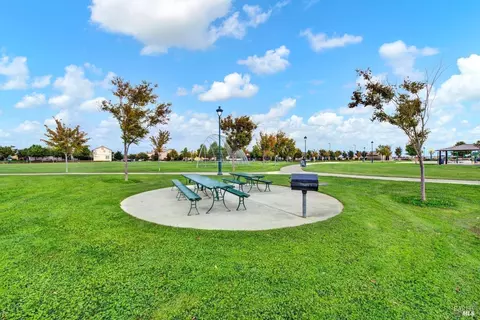 7030 Westminster Ct, Vacaville, CA 95687 photo 29
