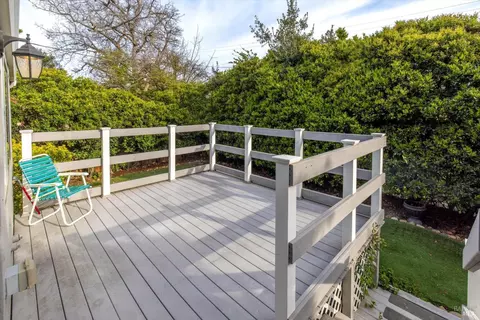 Exterior - 422 Nut Tree Rd, Vacaville, CA 95687 photo 6 of 19