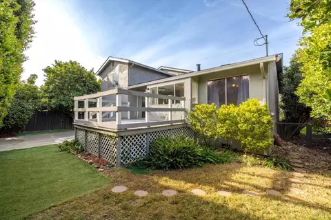 Exterior - 422 Nut Tree Rd, Vacaville, CA 95687 photo 14 of 19