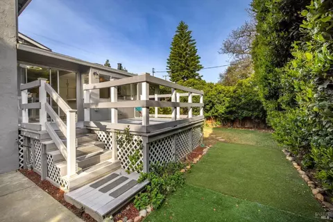 Exterior - 422 Nut Tree Rd, Vacaville, CA 95687 photo 13 of 19