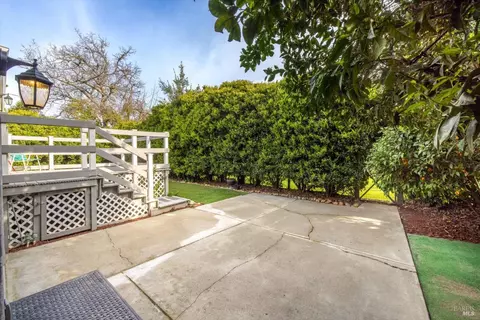 Exterior - 422 Nut Tree Rd, Vacaville, CA 95687 photo 11 of 19