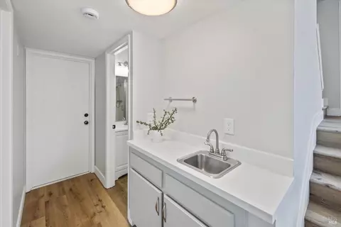 Entry Way - 422 Nut Tree Rd, Vacaville, CA 95687 photo 5 of 5
