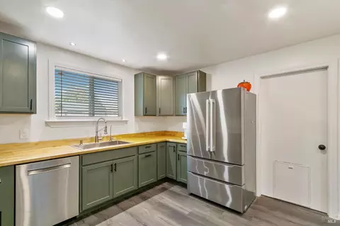 1444 Empire St, Fairfield, CA 94533 photo 12