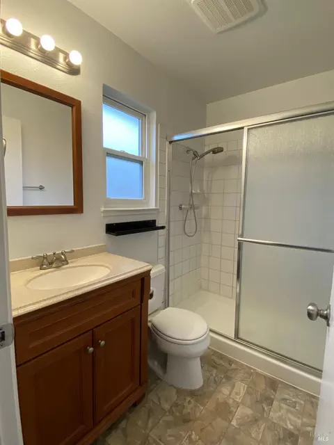686 Sereno Dr, Vacaville, CA 95687 photo 13