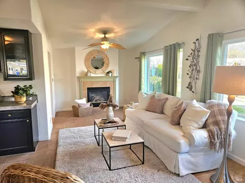 14 Redondo Ct #14, Saint Helena, CA 94574