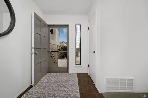 76 Corte Real, Greenbrae, CA 94904 photo 5