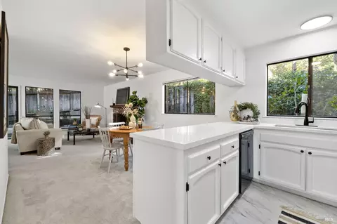 76 Corte Real, Greenbrae, CA 94904 photo 9