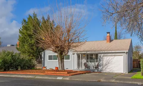 388 W Monte Vista Ave, Vacaville, CA 95688