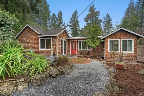 9355 Rio Vista Rd, Forestville, CA 95436