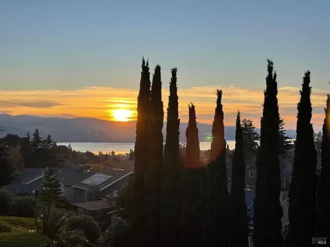 343 Blanchard Ln, Benicia, CA 94510