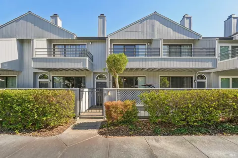 105 Glenbridge Ct, Pleasant Hill, CA 94523