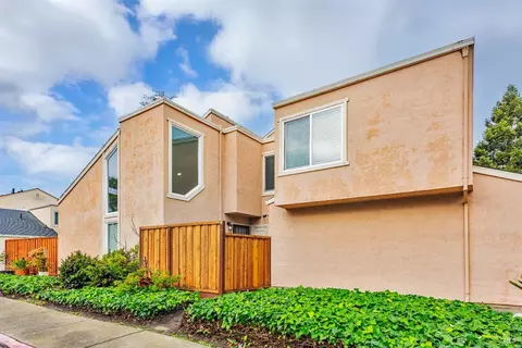 27665 Eucalyptus Ct, Hayward, CA 94544 photo 14