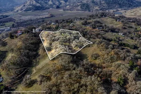 721 Sanel Dr, Ukiah, CA 95482 photo 3