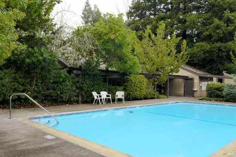 94 Nicholas Ct, Cotati, CA 94931 photo 22